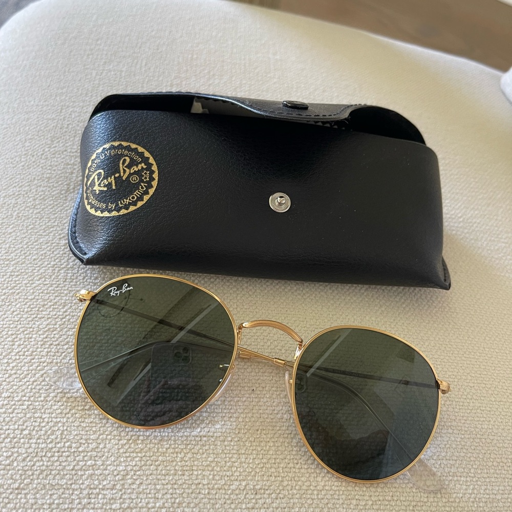 Ray-Ban Large Round Aviator Sunglasses